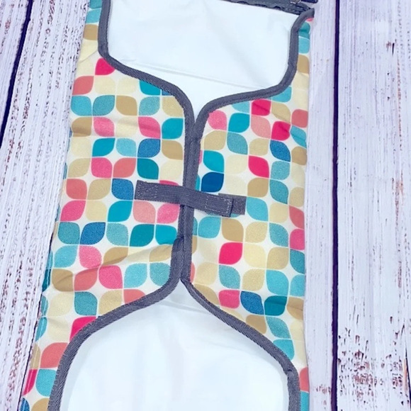 Toolik portable baby diaper changing station case - Picture 15 of 15